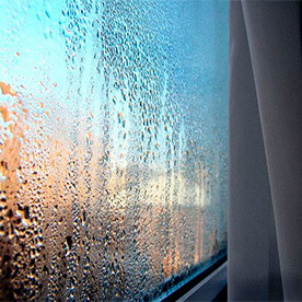 Почему потеют окна в квартире: причины и способы решения - olta.ua