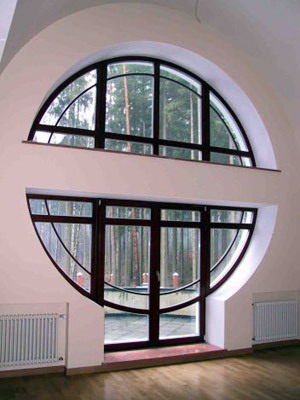 Круглое окно - фото 1